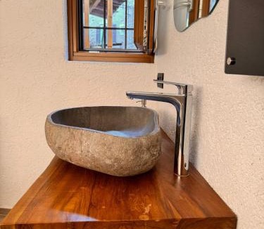 Canale di Tenno Apartment | La Ca' nel Borgo