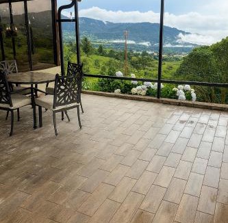 Vara Blanca Ski Chalet | La Cabaña