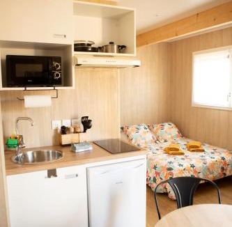Pithon Apartment | La Cabane de Camille