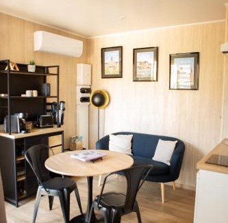 Pithon Apartment | La Cabane de Camille