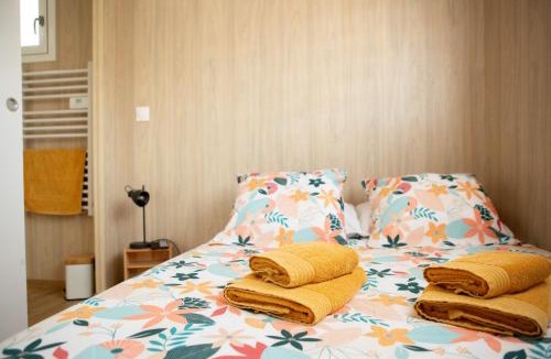 Pithon Apartment | La Cabane de Camille