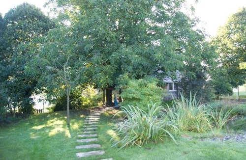 Denier Bed & Breakfast | La cabane de Denier