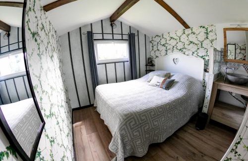Annebault House | La cabane du Cardinal