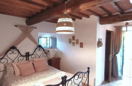 Lamporecchio House | La Camera di Leda