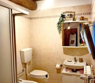 Lamporecchio House | La Camera di Leda