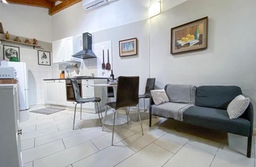 Oristano Historic Centre House | La Campidanese