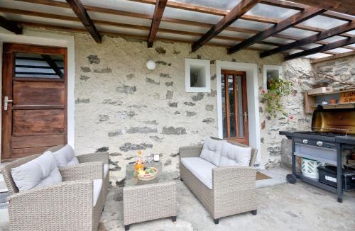 Camedo Apartment | La Canonica Centovalli - Happy Rentals