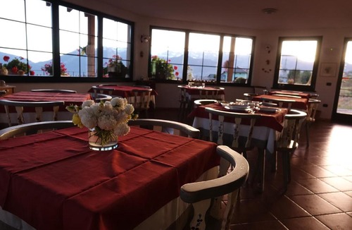 Sfruz Bed & Breakfast | La Capannina