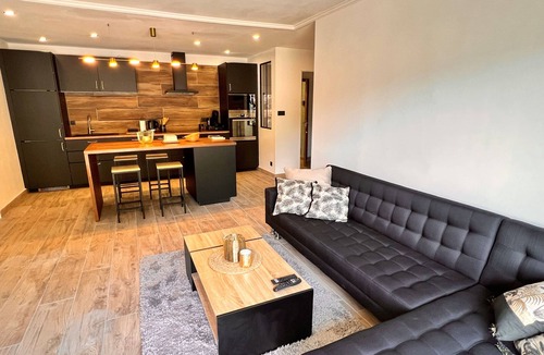 Saint-Claude Apartment | La Capucine - Bright with balcony and parking space