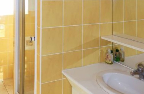 Grillon House | La Cardeline by Interhome