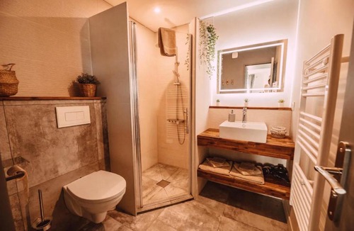 Irigny Apartment | La Casa Bali
