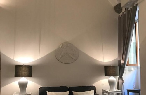 San Frediano Apartment | La Casa Bianca