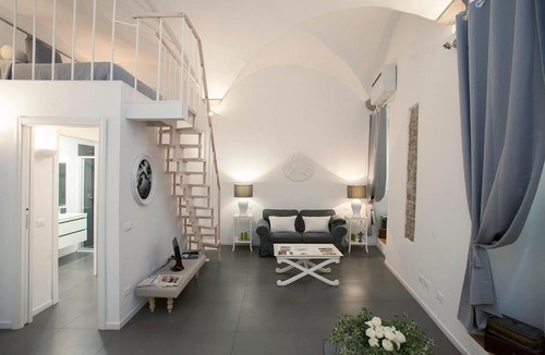 San Frediano Apartment | La Casa Bianca