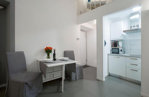 San Frediano Apartment | La Casa Bianca