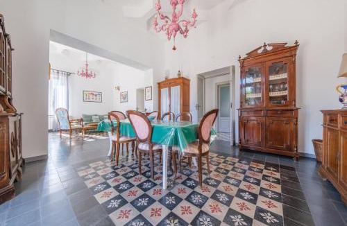 Lipari Historic Centre Villa | La Casa Bianca