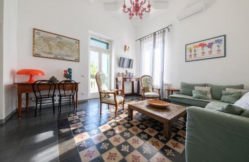 Lipari Historic Centre Villa | La Casa Bianca
