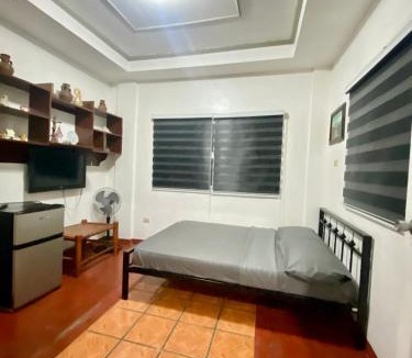 Binuclutan House | La Casa Blanca Binoclutan