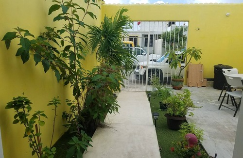 Puerto Morelos House | La casa de color