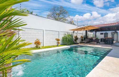 Bandera House | La Casa de Papi.