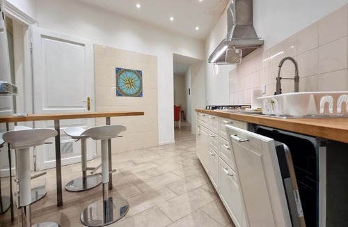 Trieste City Centre Apartment | La Casa Dei Leoni