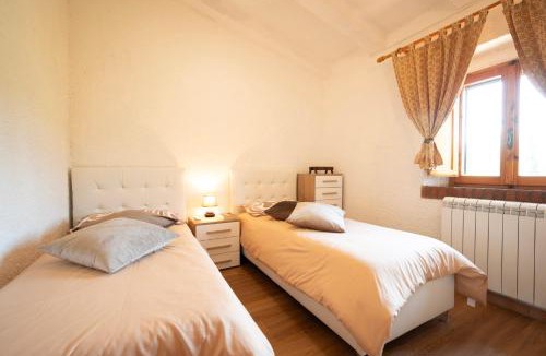 Gavorrano House | La Casa dei Quadri