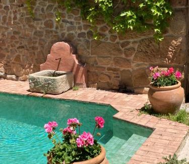 Cabra de Mora Ski Chalet | La Casa del Bosque
