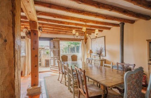 Requijada House | La Casa Del Herrero - Requijada