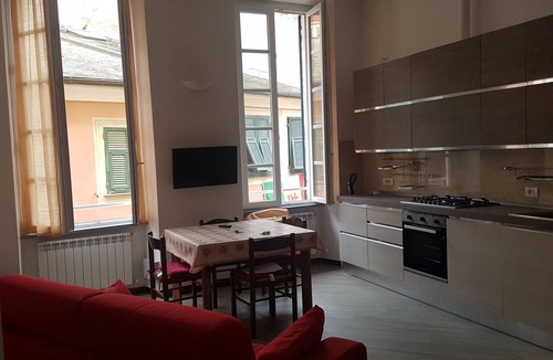 Borgo Antico Apartment | La Casa del Pinguino - In the Center with AC