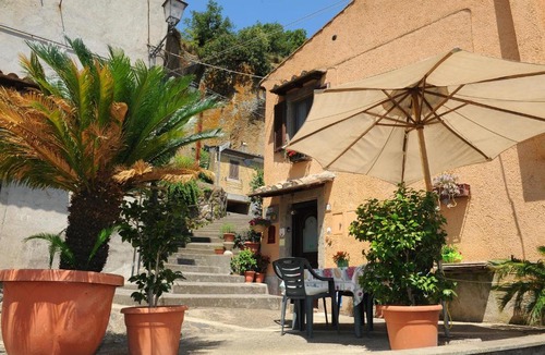 Bomarzo Bed & Breakfast | La Casa Del Sole
