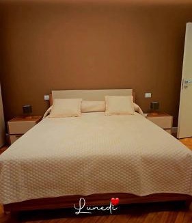 Trofarello Apartment | La casa del sole