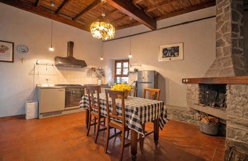 Pontremoli Apartment | La Casa del Voltone