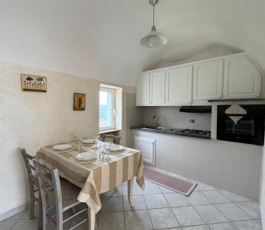 Costarainera House | La Casa di Bibi - Ca' de Gino
