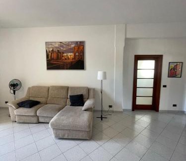 Limite Sull'Arno Apartment | La casa di Ciccio