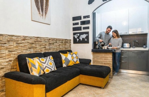 Monserrato House | "La Casa di Ryan" - Intera Casa - Policlinico - Cittadella - Tra Cagliari e il mare