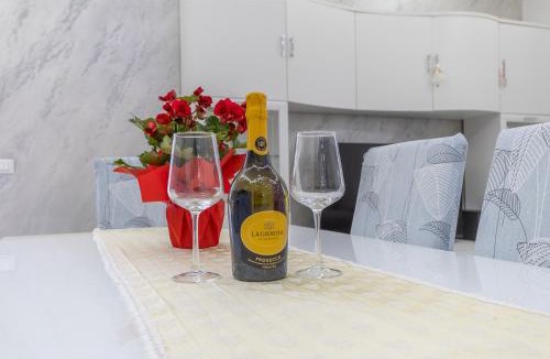 Quartiere XXIII Alessandrino Apartment | La Casa di Vio - ROMA