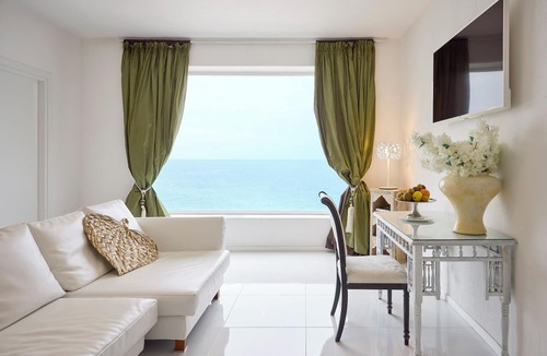 Mattinata Hotel | La Casa e il Mare