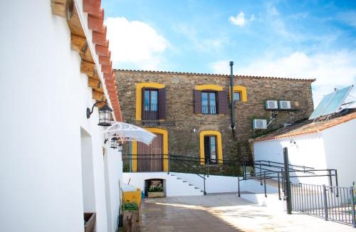 La Codosera House | La Casa Grande de Adolfo