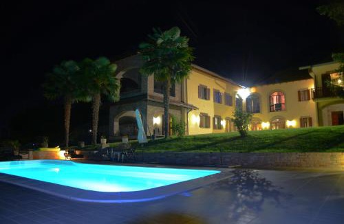 Calosso Apartment | LA CASA IN CAMPAGNA