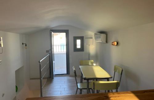 Old Town Cisternino Apartment | La Casa in Piazza