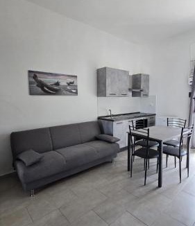 Roccagloriosa House | La Casa nella Rocca