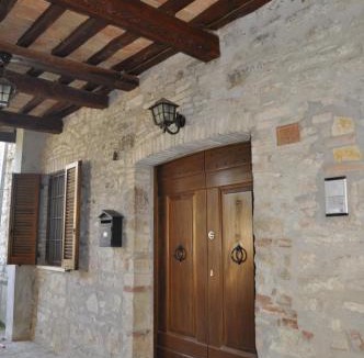 Corciano House | La casa sull'archetto