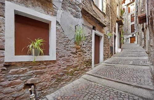 Dolceacqua Apartment | La casa tonda