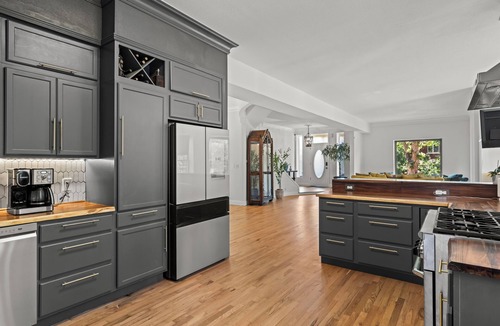 Highland House | La Casa Vallejo - 4BD Highlands Luxury w Beautiful Yard & in the heart of Denver