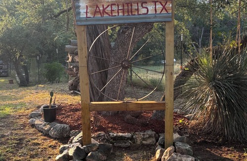 Lakehills House | La Casita 2.0 - Our Little piece of paradise in Lakehills