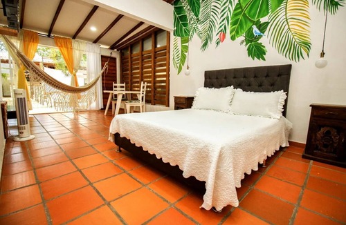 Guayabal Hotel | La Casona de Sara