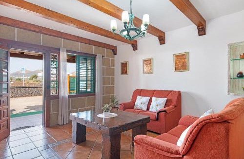 Tias House | La Casona