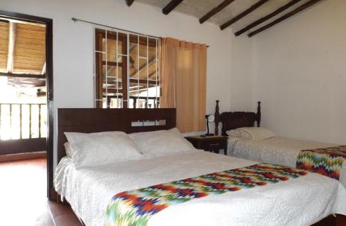 Iza Hotel | La Casona Nuñez