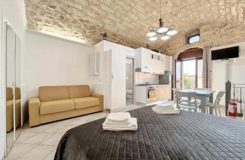 Monte Sant'Angelo Apartment | La Castellana