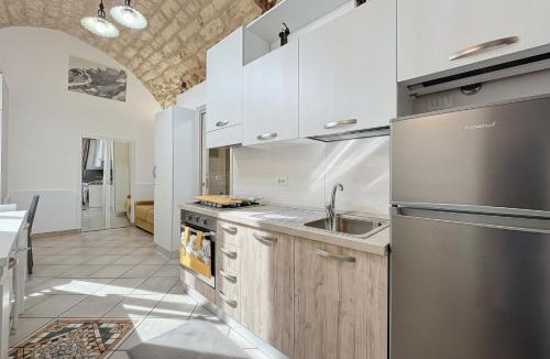 Monte Sant'Angelo Apartment | La Castellana