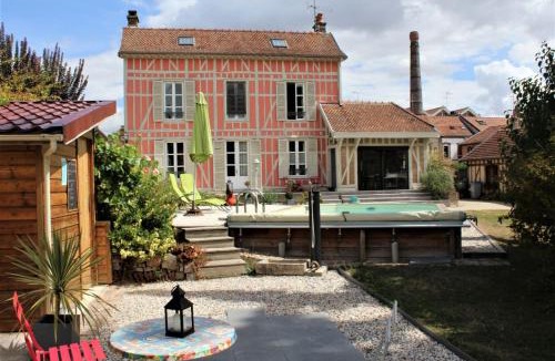Sainte-Savine Bed & Breakfast | La chabrouchine